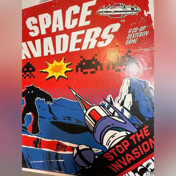 Space Invaders A Co-Op Dexterity Board Game Taito Taitronics Buffalo Games - Picture 5 of 5